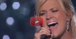 Carrie Underwood Singing How Great Thou Art