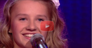 This Girl Wow's The Judges With Her Performance Of The Classic "I Will Always Love You"